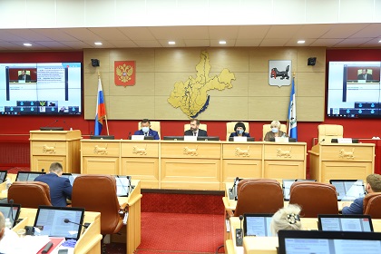 Законодательное Собрание оставило на контроле парламентский запрос о восстановлении пострадавших от паводка 2019 года территорий 